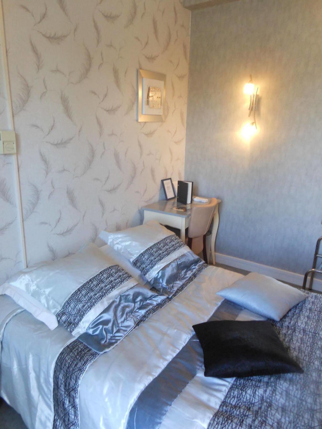 Logis Le Printemps Restaurant - Hotel
