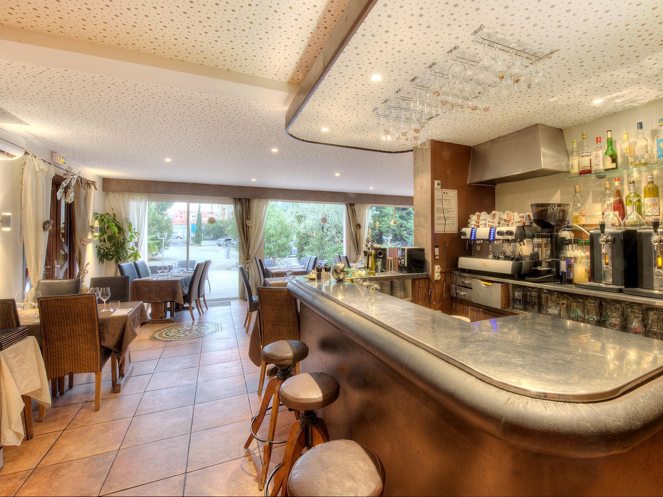 Logis Le Printemps Restaurant - Hotel Montélimar